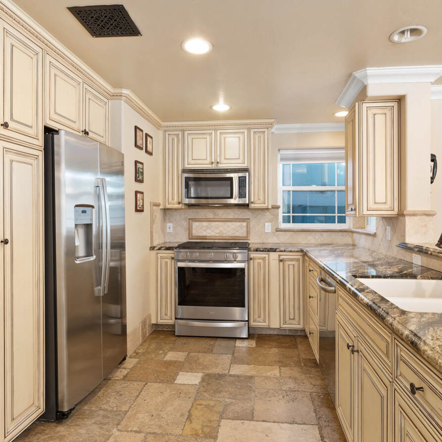 726 Ensenada Court Photo 11 Kitchen